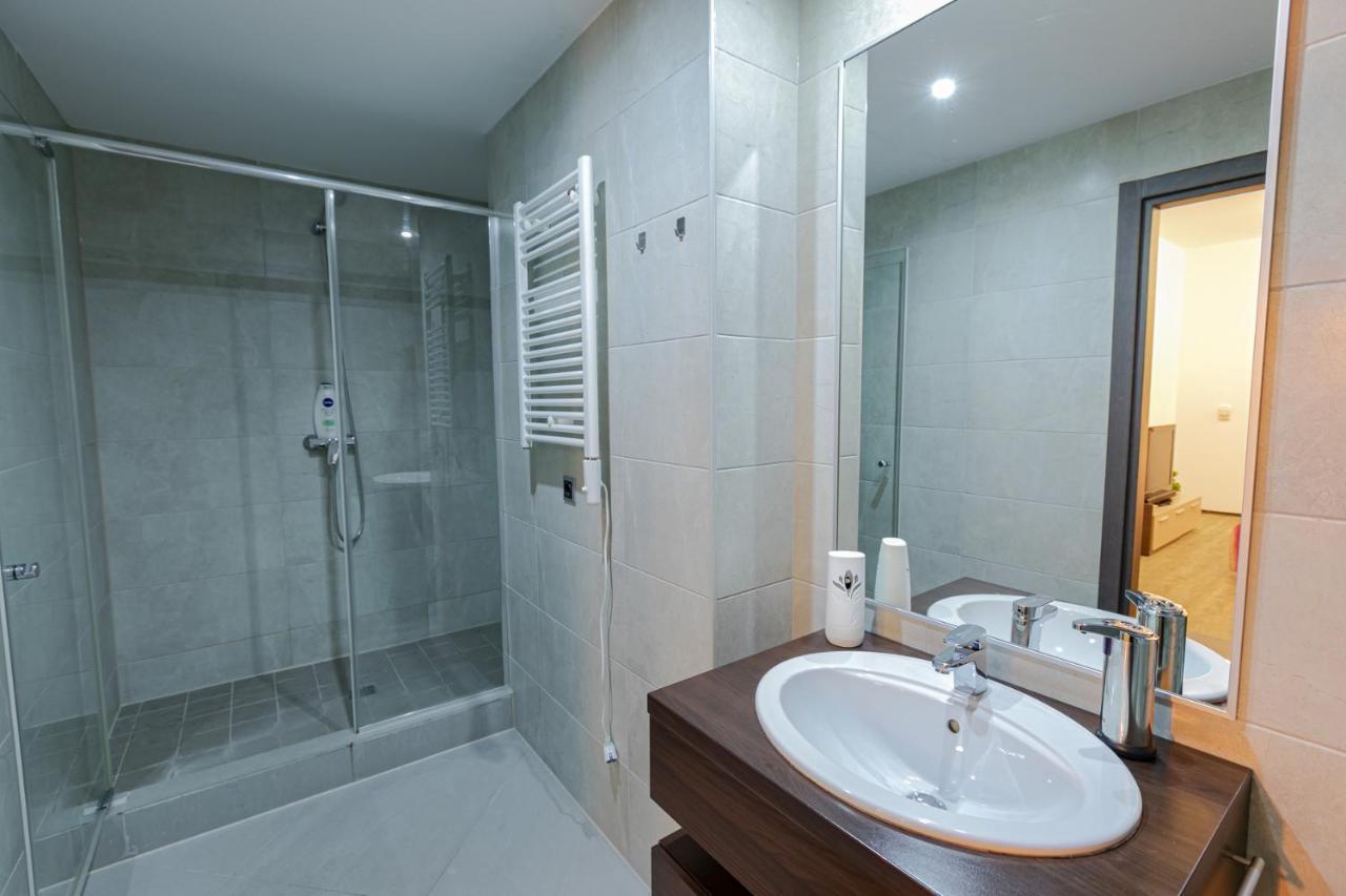 Ferienwohnung Mat Rent Poiana Brașov Exterior foto